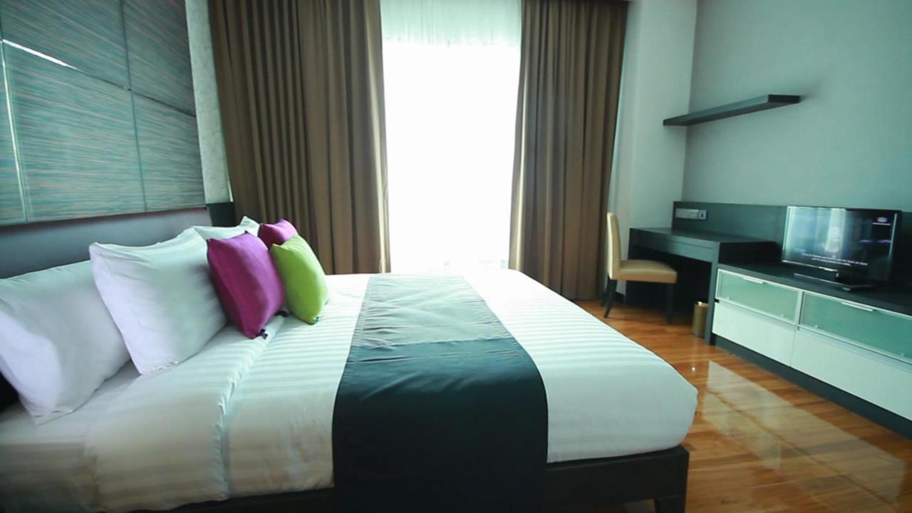 Lumen Srinakarin Khách sạn Bangkok