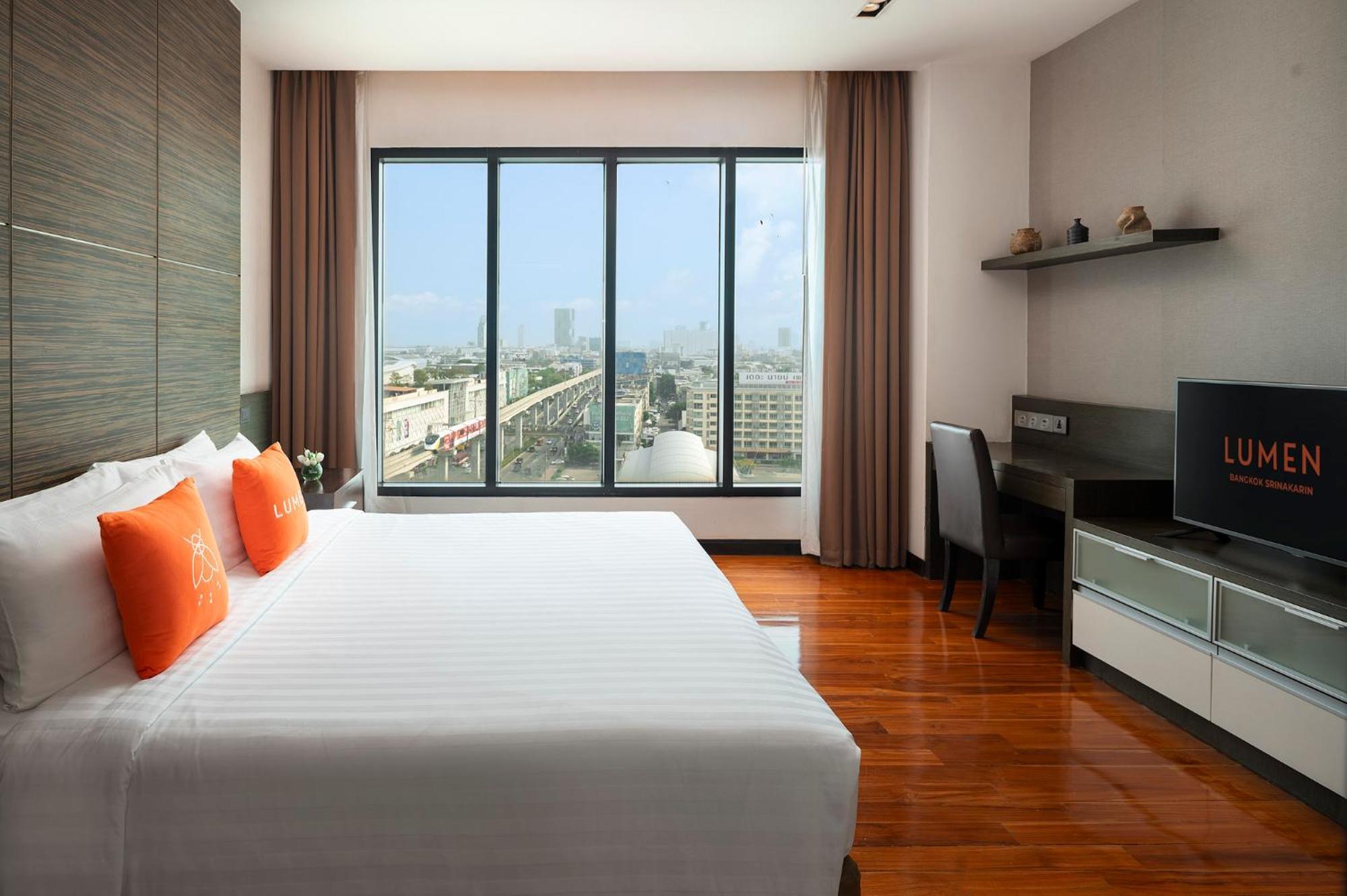 Khách sạn Lumen Srinakarin Bangkok